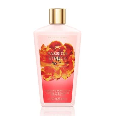 Лосьйон для тіла Victoria's Secret Passion Struck для жінок