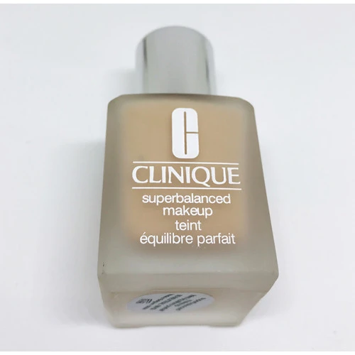 Тональный крем Clinique Beyond Perfecting
