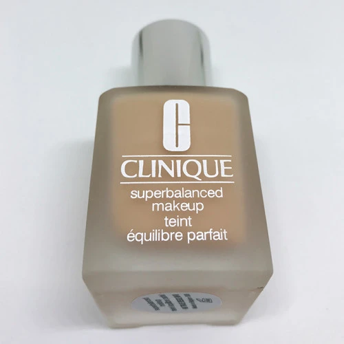 Тональный крем Clinique Beyond Perfecting