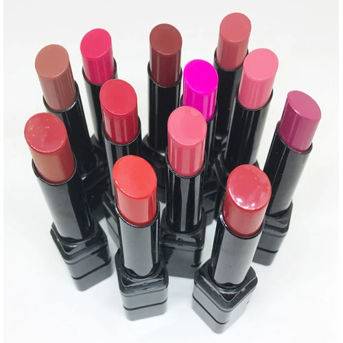 Помада NYX Color Luxurious Matte Lipstick