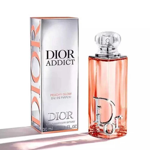 Парфумована вода Dior Addict Peachy Glow для жінок